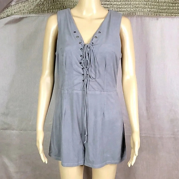 PANTS STORE Laced Up Romper Large - Picture 1 of 8